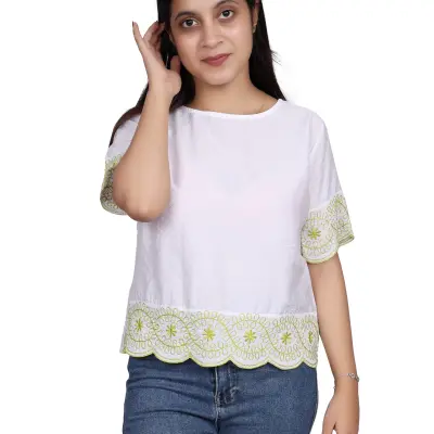 WHITE SCALLOP LACE EMBROIDERY TOP FREE SIZE